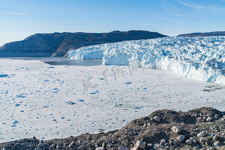 贾冰摄影照片_气候变化概念。