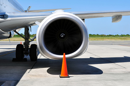 喷气摄影照片_航空运输：喷气发动机细节