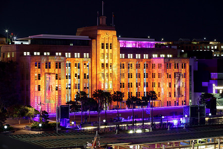 当代艺术博物馆大楼上的 Vivid Sydney 灯火通明