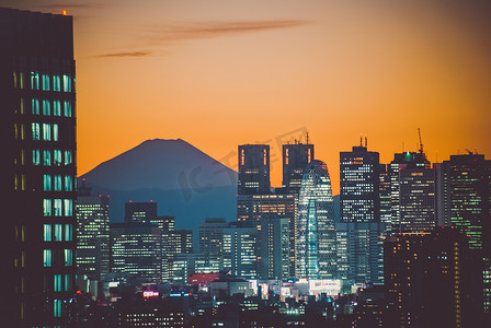 市民中心摄影照片_从文京市民中心和富士山看到的城市景观