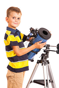 望远镜观星插画摄影照片_望着白色望远镜的孩子