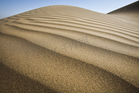 沙漠沙丘，精彩饱和的旅行题材
