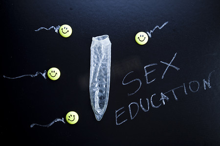 性，多彩鲜明的教育理念