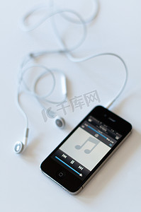 苹果 iphone 4s 与 audioplayer 和耳机