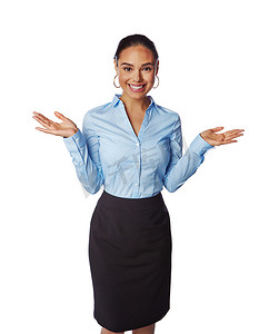 女商人、微笑肖像和张开的双手随时准备迎接员工的积极性或在白色背景中孤立的积极心态。