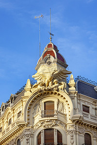 西班牙安达卢西亚格拉纳达圆顶华丽的西班牙建筑雕像