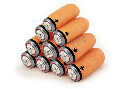 绿色能量电池概念用红萝卜