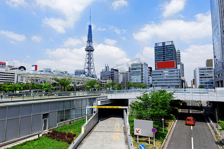 拥堵摄影照片_名古屋，日本城市天际线与名古屋塔。