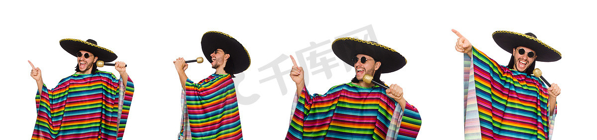 墨西哥帽子摄影照片_英俊的男人在生动的雨披拿着马拉卡斯隔离在白色