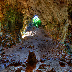 Menorca Cova dels Colombs 鸽子洞穴在 es Mitjorn