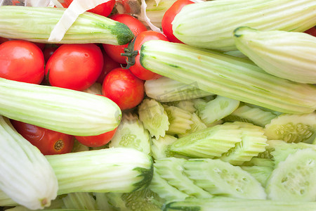 新鲜黄瓜和西红柿全画幅蔬菜图片