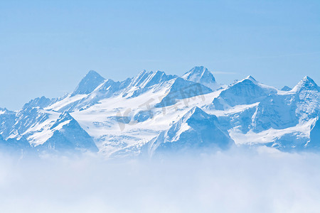 雪山皮拉图斯卢塞恩