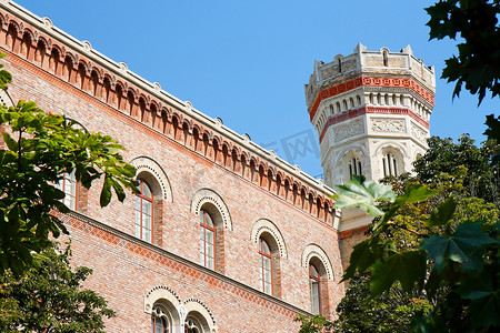 维也纳兵工厂的新拜占庭式塔楼（军事历史博物馆）