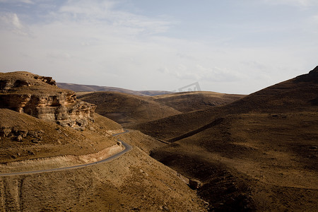 精彩启航摄影照片_沙漠中的风景，精彩饱和的旅行题材