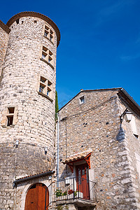中世纪小镇时尚的石头建筑