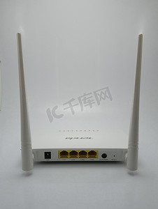 飞利浦奎松市的Tenda互联网wifi范围扩展器