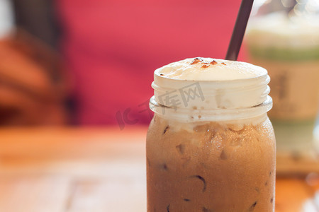 冰咖啡摩卡加奶泡
