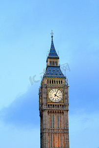大本钟在晚上，伦敦，英国