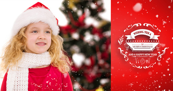 戴着圣诞帽和围巾的节日小女孩的合成图像