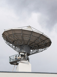 用于无线电电视传输的抛物面卫星雷达天线盘