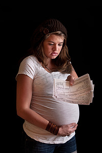 怀孕和福利