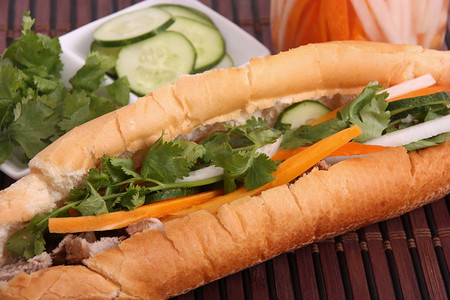 banh mi - 越南三明治