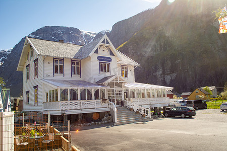 Eidfjordvatnet 上的 Eidfjord Gjestgiveri 宾馆和酒店