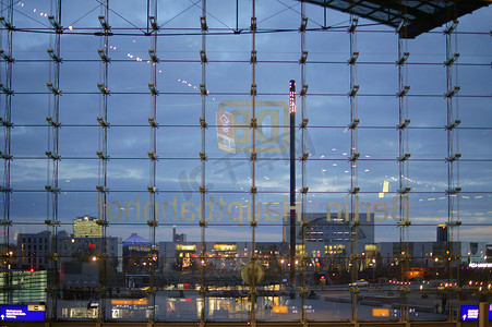 柏林中央车站的玻璃幕墙