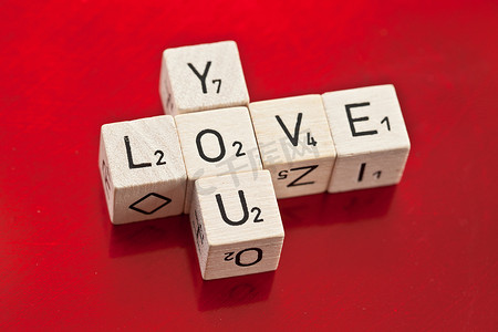 爱你写在木骰子上