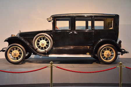 Emi 总统拥有的 1924 Packard Single Six Touring Model 233