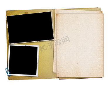 两分类摄影照片_打开带有两张旧照片的复古文件夹，