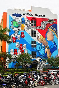 马来西亚哥打京那巴鲁的 Wisma Sabah 建筑立面