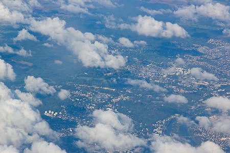 从天空看巴黎地区