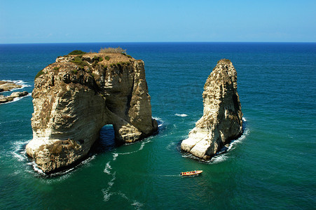 鸽子大海摄影照片_“鸽子岩，黎巴嫩贝鲁特”
