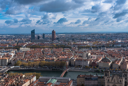 城市四季摄影照片_俯瞰里昂