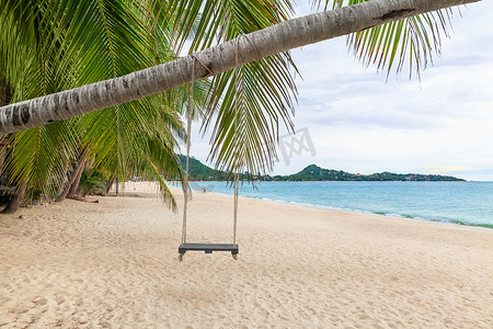 泰国苏梅岛拉迈海滩的白色沙滩。 