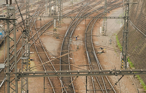 曲线大道摄影照片_铁路背景