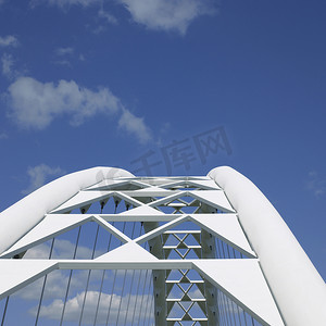 现代白桥