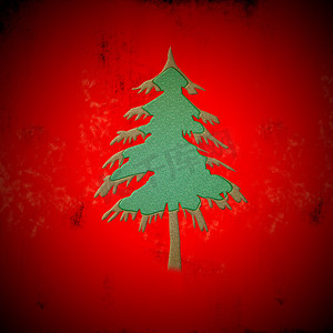 垃圾红色背景上的绿色冷杉圣诞树