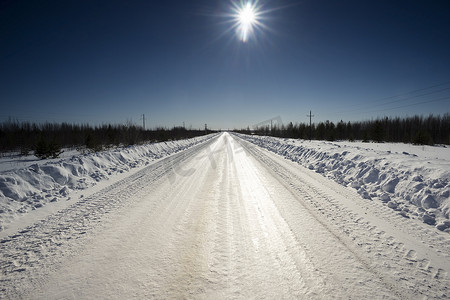 冬天的路。