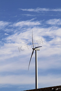 电动风车风力发电机蓝天