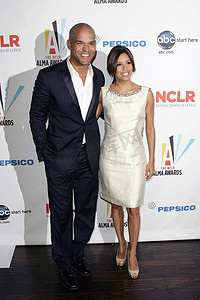 Amaury Nolasco 和 Eva Longoria Parker 在 2009 NCLR ALMA 奖提名公告新闻发布会上。