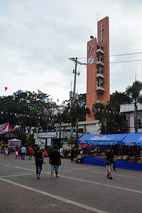 菲律宾黎刹安蒂波洛的安蒂波洛市政厅户外广场