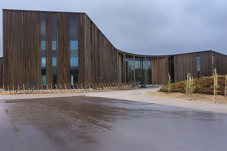 芬兰萨米人的议会就站在伊纳里。