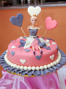 生日快乐庆祝蛋糕摄影照片_生日快乐娃娃蛋糕