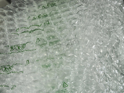 2气泡摄影照片_2020 年 2 月 13 日意大利都灵展出的气泡纸箔和包装材料