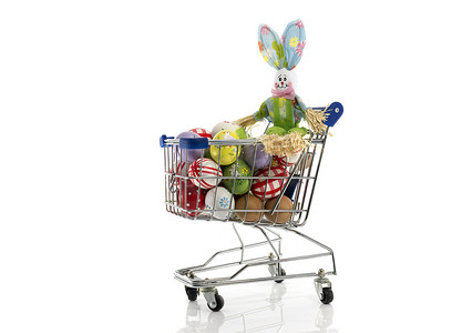 有复活节彩蛋和兔宝宝的购物车