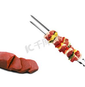 烤肉串和生肉