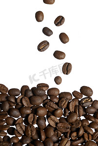 简单方块背景摄影照片_下降的阿拉比卡咖啡豆。