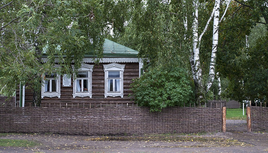 俄罗斯村庄的小木屋